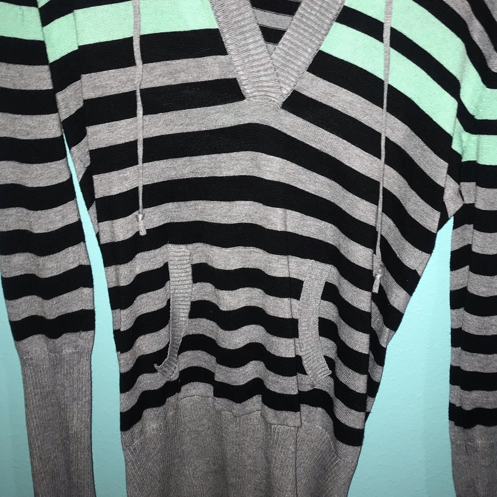 Stripe shirt with gray,blue and black